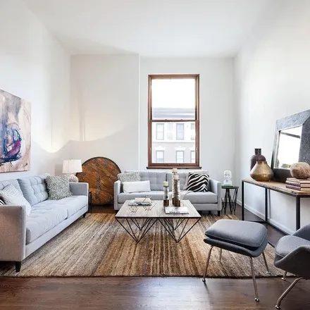 Image 4 - Rutherford Place, East 17th Street, New York, NY 10003, USA - Apartment for rent