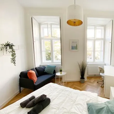 Rent this 1 bed room on Abgebranntes Haus in Große Neugasse 1, 1040 Vienna