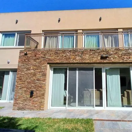 Buy this 5 bed house on Boedo 1148 in Partido de San Isidro, Villa Adelina