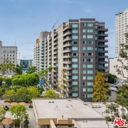 Rent this 2 bed condo on The Metropolitan Apartments Parking Garage in South Hope Street, Los Angeles