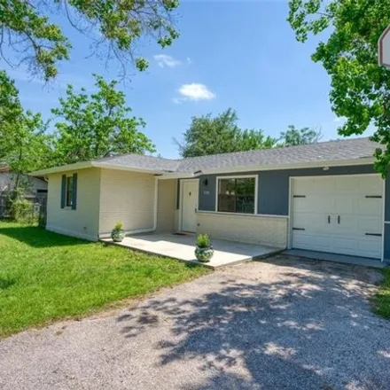 Image 3 - 1206 Hackberry Dr, Marble Falls, Texas, 78654 - House for sale