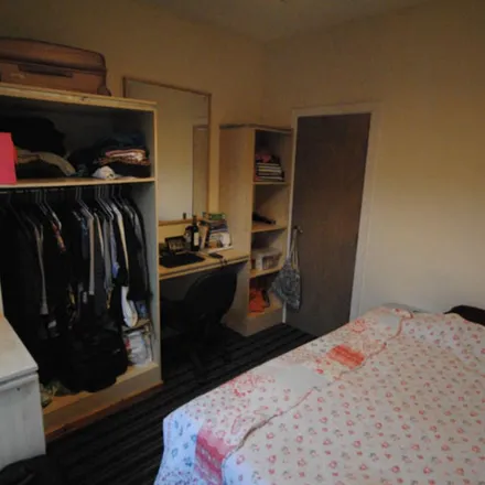 Image 3 - Stanmore Place, Leeds, LS4 2RR, United Kingdom - Apartment for rent