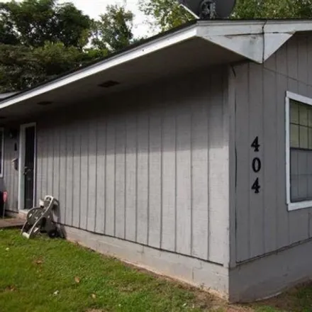 Buy this studio house on 405 West 35th Street in Levy, North Little Rock