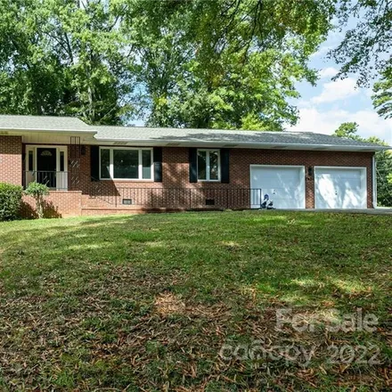 Buy this 3 bed house on 999 South Paramount Circle in Wesley Park, Gastonia