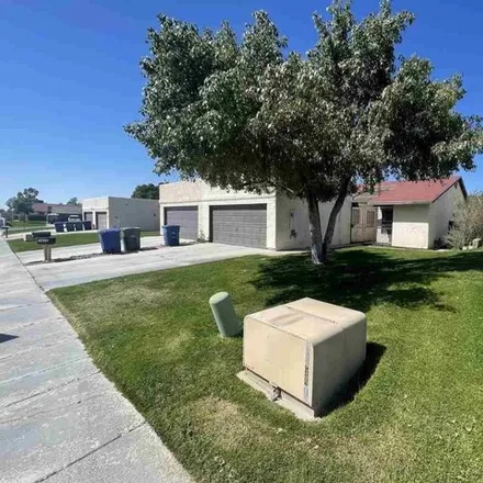 Image 2 - 1644 West Hillside Place, Yuma, AZ 85364, USA - House for rent