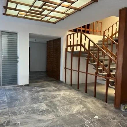 Rent this 6 bed house on Calle Placeres in Jardines de Los Arcos 1a Sección, 44500 Guadalajara