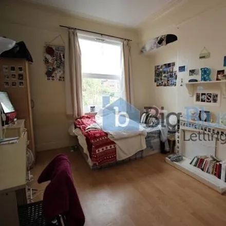 Rent this 7 bed townhouse on 31 Chestnut Avenue in Leeds, LS6 1BA