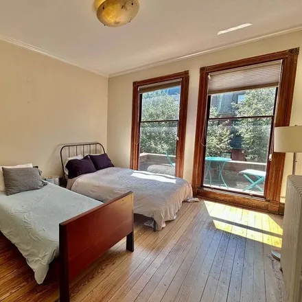 Rent this 3 bed house on Washington in Elm Walk, Washington