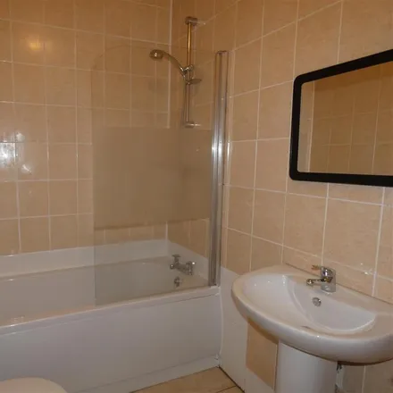 Image 7 - Ancrum Street, Newcastle upon Tyne, NE2 4LR, United Kingdom - Townhouse for rent