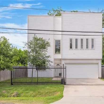 Rent this 5 bed house on 4635 Mallow Street in Sunny Side, Houston