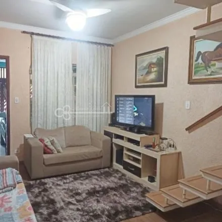 Buy this 2 bed house on Rua Wadia Jafet Assad in Bairro dos Casa, São Bernardo do Campo - SP