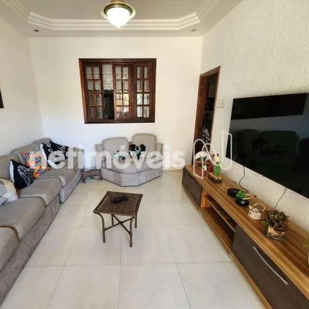 Buy this 7 bed house on Avenida Dona Senhorinha in Boa Vista, Belo Horizonte - MG