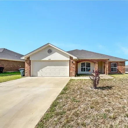 Buy this 5 bed house on 2610 Tara Drive in Killeen, TX 76549