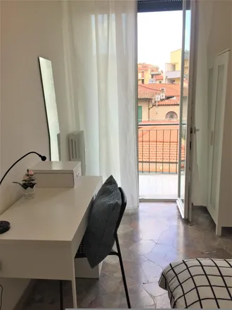 Rent this 5 bed room on Via Quintino Sella in 44, 50136 Florence FI