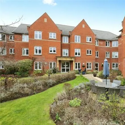 Image 1 - Foxhill Court, School Lane, Banbury, OX16 2AT, United Kingdom - Apartment for sale