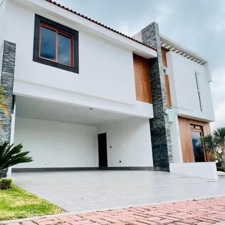 Buy this 3 bed house on unnamed road in La Vista Country Club, San Bernardino Tlaxcalancingo