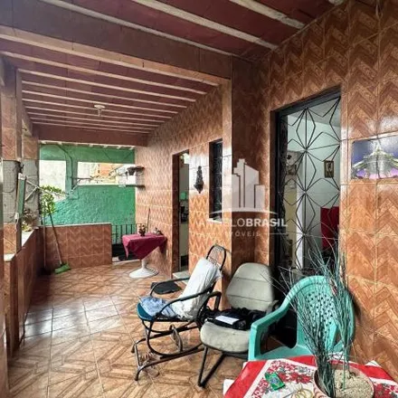 Buy this 2 bed house on Rua Ana Peixoto in Santo Antônio da Prata, Belford Roxo - RJ