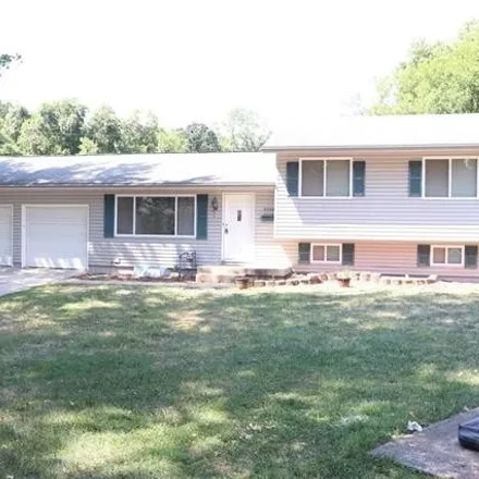 Buy this 3 bed house on 4204 Northeast 50th Street in Kansas City, MO 64119