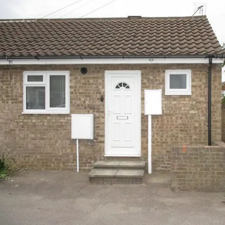 Rent this 1 bed house on Glen Drive in Oakham, LE15 6SB