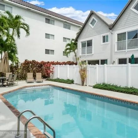 Image 8 - 203 Southeast 10th Terrace, Fort Lauderdale, FL 33301, USA - Townhouse for sale