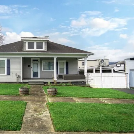 Buy this 3 bed house on 218 3rd Street in Hulan Hollow, Erwin