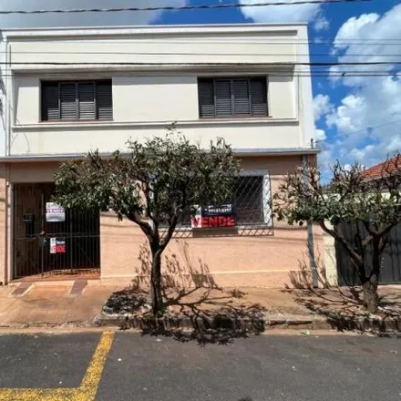 Image 1 - Rua São Bento, Vila Ferroviária, Araraquara - SP, 14802-000, Brazil - House for sale
