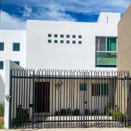Buy this 14 bed house on Paseo del Piropo in Delegaciön Santa Rosa Jáuregui, 76100 Juriquilla