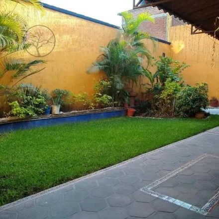 Buy this 5 bed house on Calzada De Guadalupe in 62580 Lomas del Carril, MOR