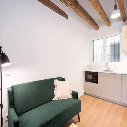 Rent this studio room on Calle de Mesonero Romanos in 2, 28013 Madrid