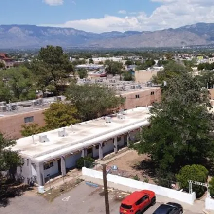 Image 9 - Coronado Apartments, 8010 Zuni Road Southeast, Albuquerque, NM 87108, USA - House for sale