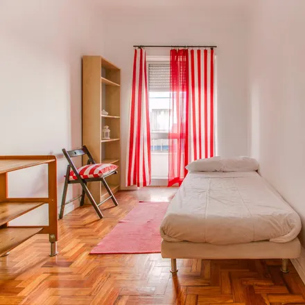 Rent this 2 bed room on Rua António Maria Pais 48 in 1885-031 Loures, Portugal