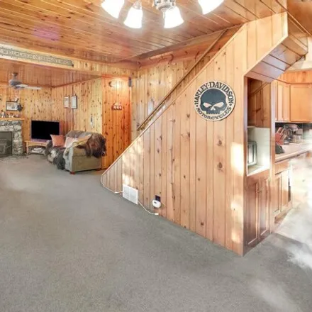 Image 8 - 728 French Creek Drive, Custer, SD 57730, USA - House for sale