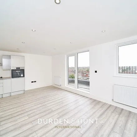 Rent this 1 bed apartment on Platform 1 in Crossways, London