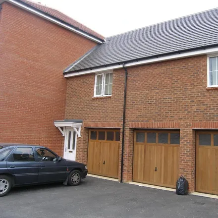 Rent this 3 bed apartment on 47 The Runway in Hatfield, AL10 9GL