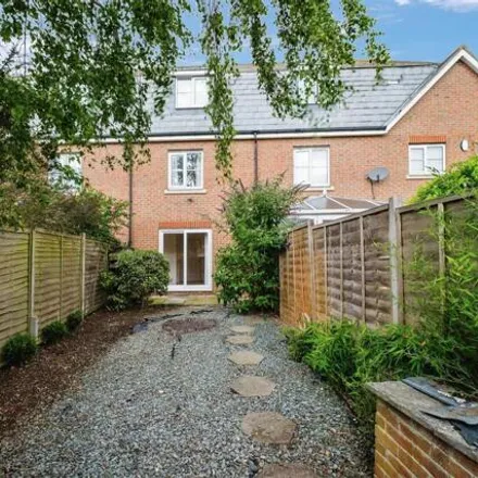 Buy this 4 bed townhouse on 14 Woolthwaite Lane in Cambourne, CB23 6BX