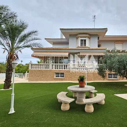 Buy this 6 bed house on l'Eliana in Valencian Community, Spain