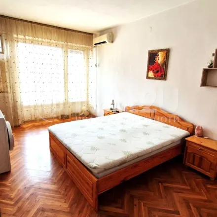 Rent this 1 bed apartment on Сан Стефано 2А in Хасково център, Haskovo 6300