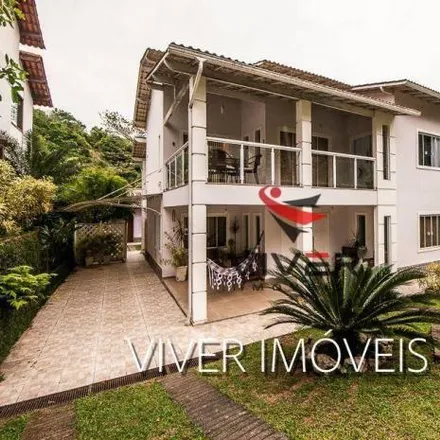 Buy this 6 bed house on Rua Paul Gauguin in Vila Progresso, Niterói - RJ
