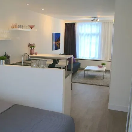 Rent this 1 bed apartment on 1015 Amsterdam