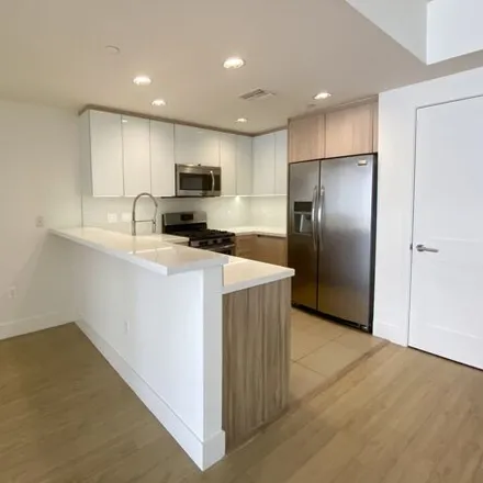 Image 5 - 11715 W Bellagio Rd Unit 202, Los Angeles, California, 90049 - House for rent