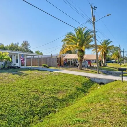 Image 3 - Brentwood Elementary School, 2500 Vinson Avenue, Sarasota Springs, Sarasota County, FL 34232, USA - House for sale