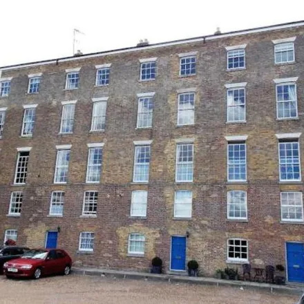 Rent this 1 bed apartment on St. George Hotel in 7-8 New Road Avenue, Rochester
