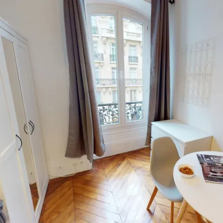 Image 3 - 6 Rue de Passy, 75016 Paris, France - Room for rent