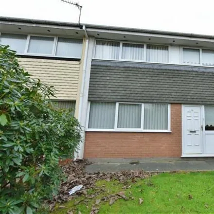 Buy this 3 bed duplex on Thurston in Skelmersdale, WN8 8QX