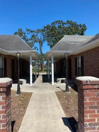 Rent this 3 bed house on Acadiana in 106 Louisa Drive, Johnson Ridge