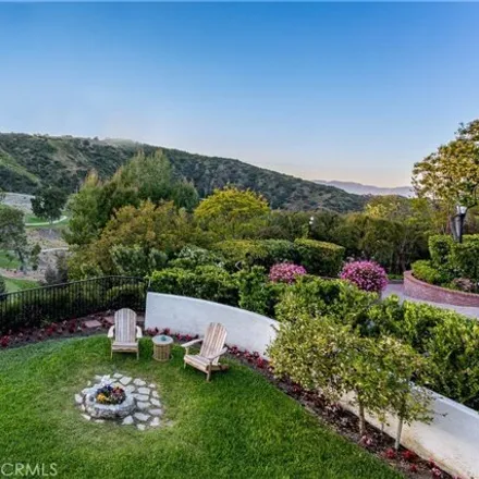 Image 2 - The Terrace, Los Angeles, CA 90049, USA - House for sale