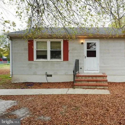 Buy this 3 bed house on 15 West Pine Street in Delmar, MD 21875