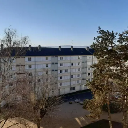 Rent this 2 bed apartment on 13 Rue Gustave Courbet in 70400 Héricourt, France