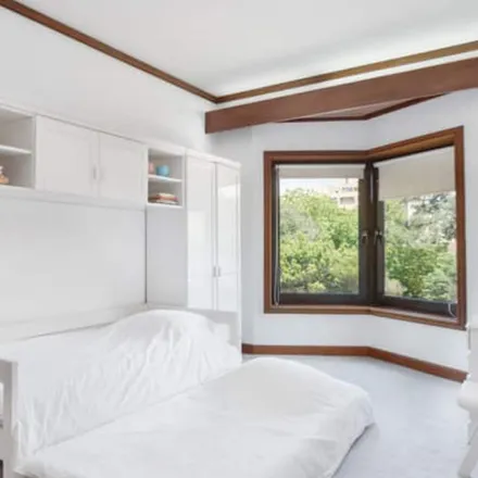 Rent this 4 bed apartment on Rotunda da Associação Empresarial de Portugal in 4100-179 Matosinhos, Portugal