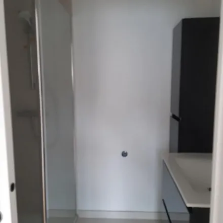 Rent this 5 bed apartment on 10 Rue de Nantes in 33300 Bordeaux, France